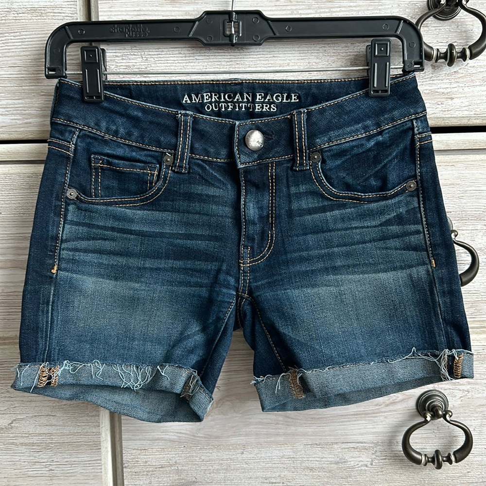 American Eagle Super Stretch Jean shorts!